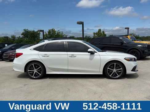 Used 2024 Honda Civic Touring image 8