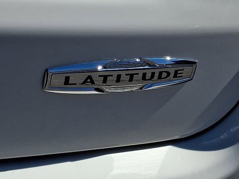 Used 2018 Jeep Compass Latitude w/ Popular Equipment Group image 31