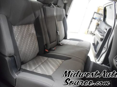 Used 2021 Toyota Tundra SR5 w/ SR5 Upgrade Package AWD/4WD image 30