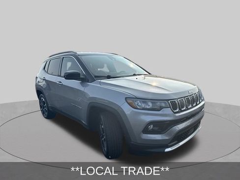 Used 2024 Jeep Compass Limited AWD/4WD image 3