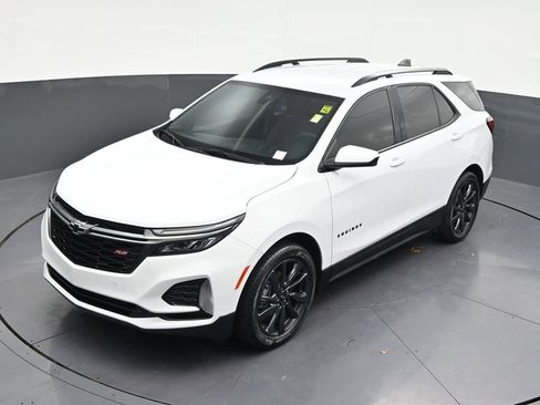 Used 2023 Chevrolet Equinox RS FWD image 18