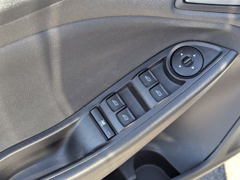 Used 2016 Ford Focus SE image 21