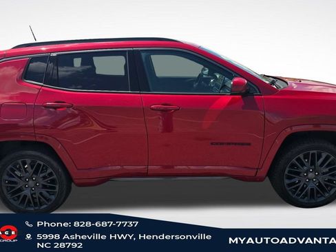 Used 2022 Jeep Compass Limited AWD/4WD image 5
