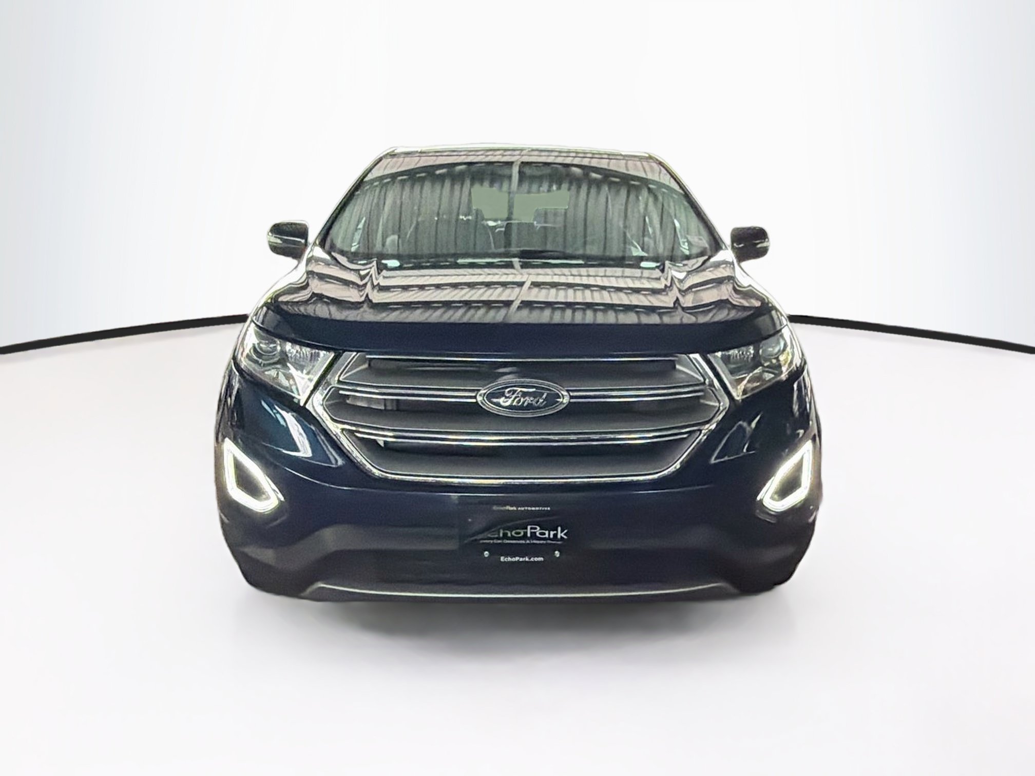 Used 2017 Ford Edge Titanium w/ Equipment Group 301A AWD/4WD image 2