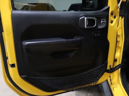 Used 2019 Jeep Wrangler Unlimited Sport S AWD/4WD image 9