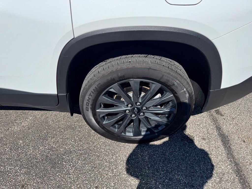 Certified 2023 Chevrolet Traverse RS AWD/4WD image 31