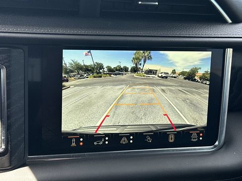 Used 2024 GMC Yukon Denali w/ Denali Reserve Package AWD/4WD image 27