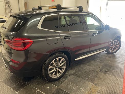 Used 2019 BMW X3 xDrive30i w/ Premium Package image 12