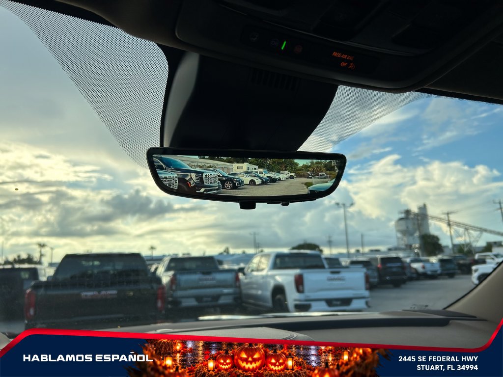 New 2026 GMC Yukon Denali w/ Denali Reserve Package AWD/4WD image 32