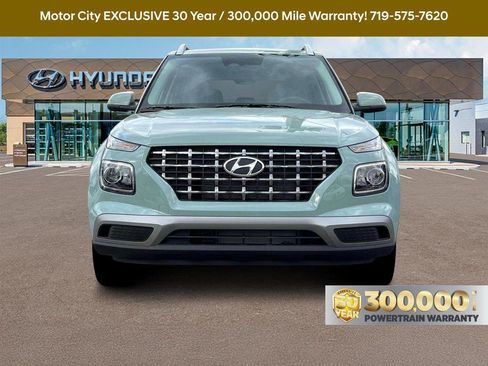New 2025 Hyundai Venue SEL image 2