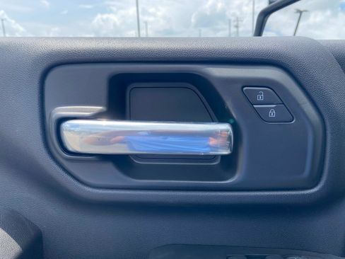 New 2025 GMC Sierra 2500 Pro w/ Convenience Package image 13