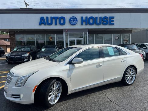 Used 2013 Cadillac XTS Platinum AWD/4WD image 8