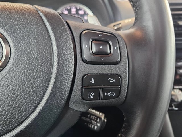 Used 2023 Lexus IS 300 w/ Comfort Package RWD image 13