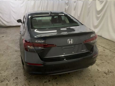 Used 2025 Honda Civic Sport Touring image 7