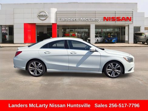 Used 2014 Mercedes-Benz CLA 250 image 2