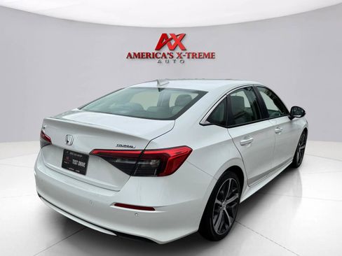 Used 2024 Honda Civic Touring image 6