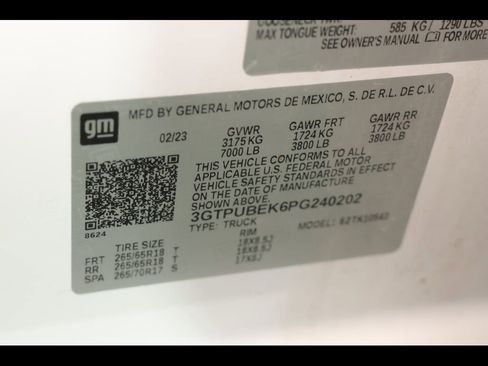 Used 2023 GMC Sierra 1500 SLE AWD/4WD image 36