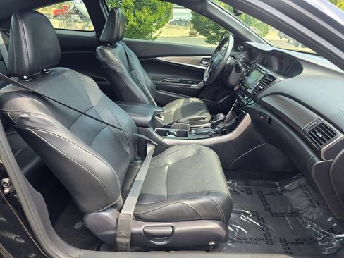 Used 2017 Honda Accord EX-L image 16