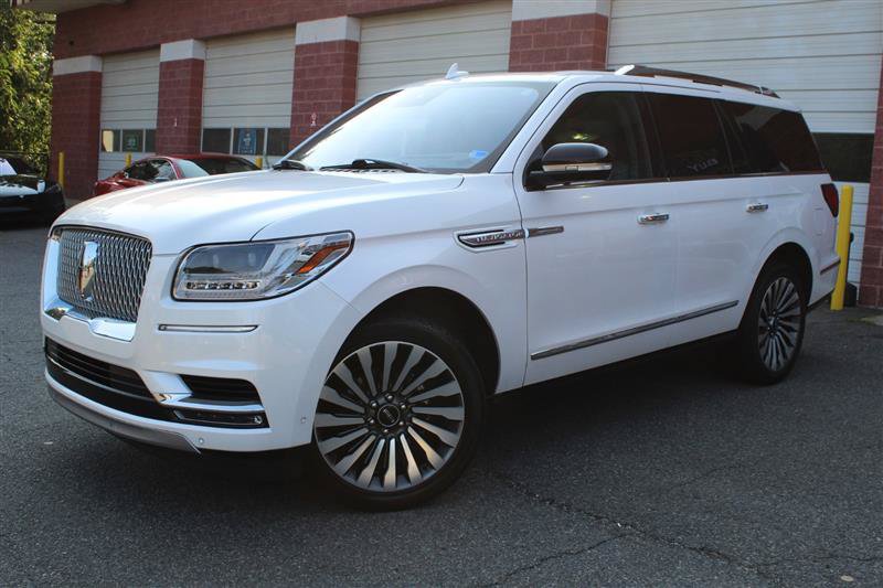Used 2018 Lincoln Navigator Reserve w/ Technology Package AWD/4WD image 1
