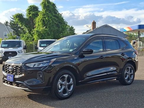 Certified 2024 Ford Escape ST-Line Select w/ Tech Pack #1 AWD/4WD image 3