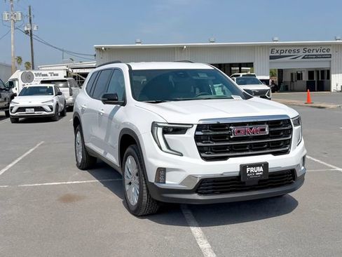 New 2026 GMC Acadia Elevation w/ Elevation Premium Package FWD image 3