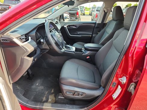 Used 2023 Toyota RAV4 XLE image 11