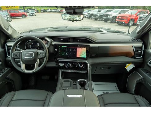 New 2026 GMC Sierra 2500 Denali w/ Denali Reserve Package AWD/4WD image 35