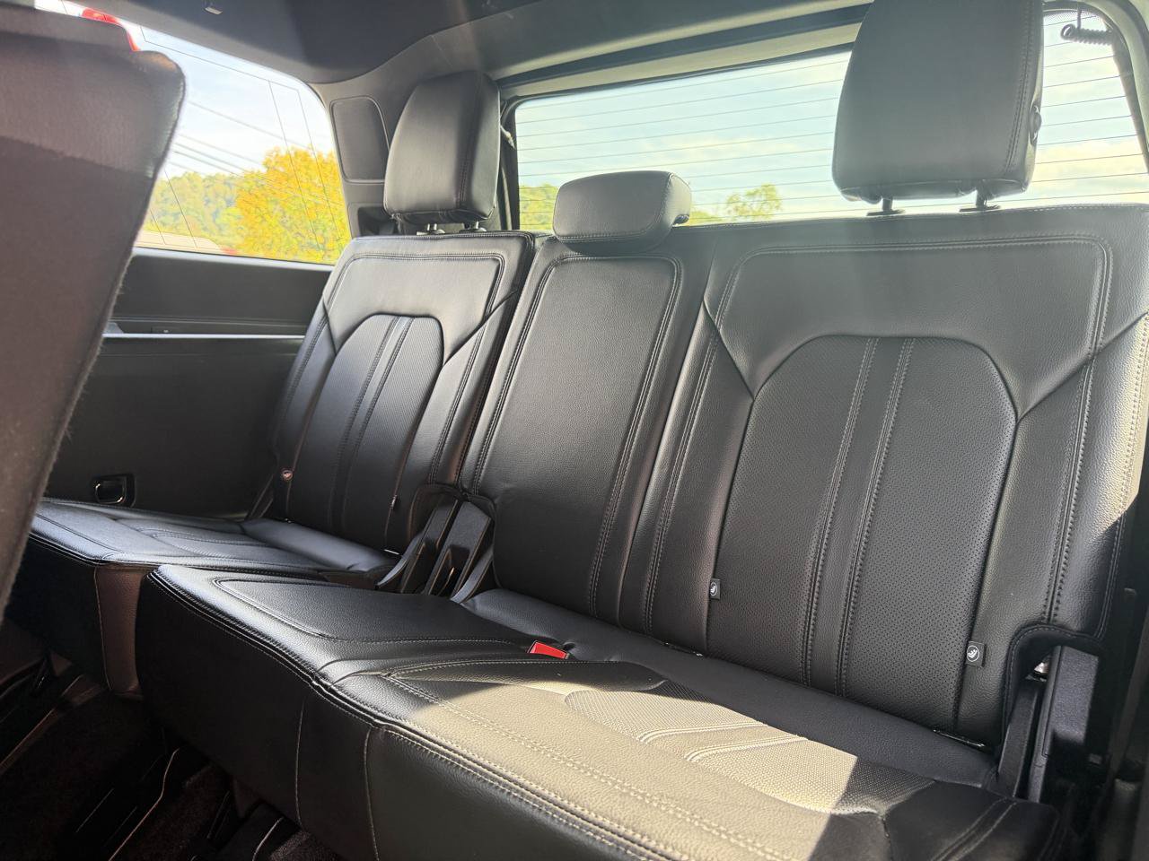 Used 2019 Ford Expedition Limited w/ Driver Assistance Package RWD image 22