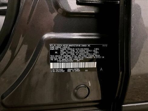 Used 2013 Toyota RAV4 Limited AWD/4WD image 33
