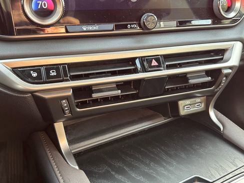 Used 2024 Lexus RX 350 AWD image 27