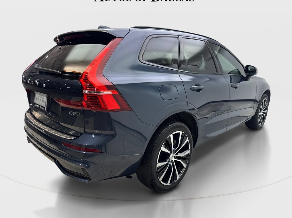 Used 2024 Volvo XC60 B5 Plus w/ Protection Package Premier AWD/4WD image 7