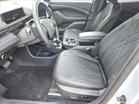 Used 2025 Ford Mustang Mach-E Select w/ Comfort Package Lite RWD image 14