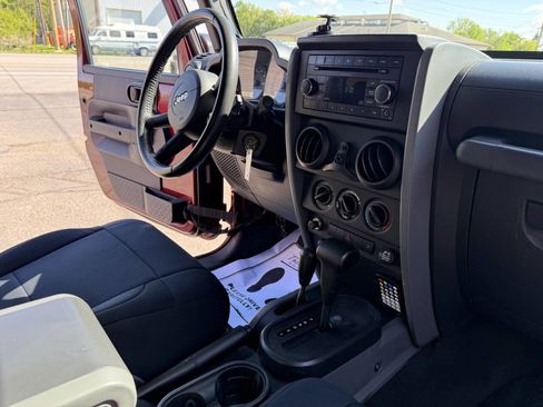 Used 2008 Jeep Wrangler X AWD/4WD image 45