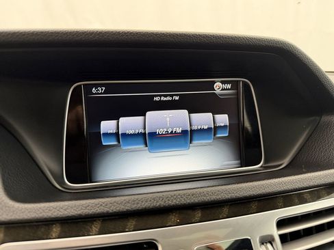 Used 2016 Mercedes-Benz E 350 4MATIC Luxury Sedan Premium image 17