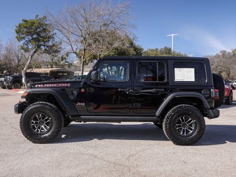 Used 2025 Jeep Wrangler Unlimited Rubicon w/ XTREMEE 35" Tire Package image 2