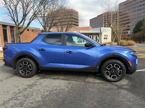 Used 2023 Hyundai Santa Cruz SE image 8