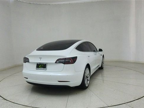 Used 2019 Tesla Model 3 Standard Range Plus image 62