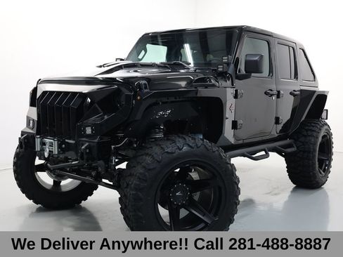 Used 2025 Jeep Wrangler Unlimited Sport AWD/4WD image 3