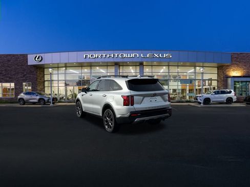 Used 2021 Kia Sorento SX Prestige image 23