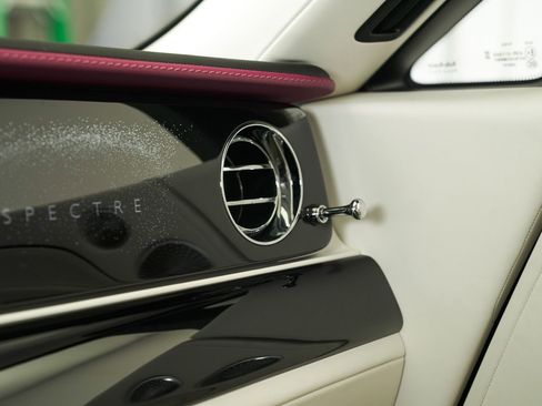 Certified 2024 Rolls-Royce Spectre w/ Spectre Launch Package image 51