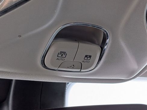 Certified 2022 Jeep Compass Trailhawk w/ Sun and Sound Group image 19