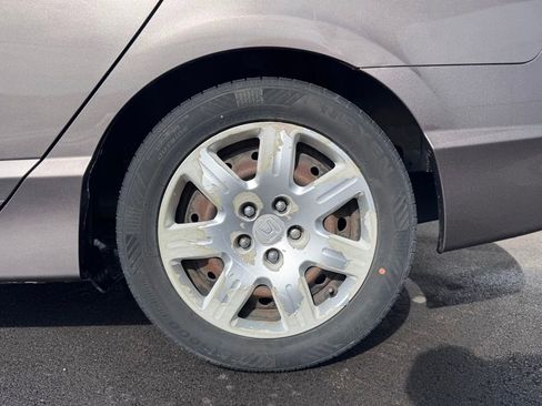 Used 2011 Honda Civic LX image 32