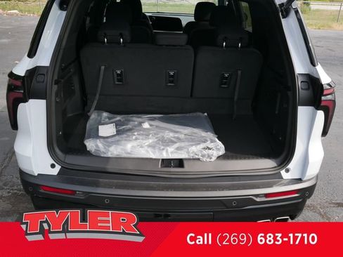 New 2026 Chevrolet Traverse LT w/ Midnight/Sport Edition image 17