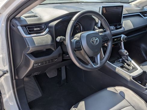 Used 2025 Toyota RAV4 XLE Premium FWD image 13
