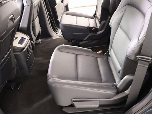 New 2025 Lincoln Navigator Reserve w/ Jet Appearance Package image 12