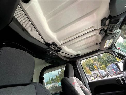 New 2025 Jeep Wrangler Rubicon image 24