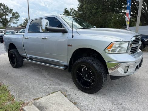 Used 2018 RAM 1500 Big Horn AWD/4WD image 3