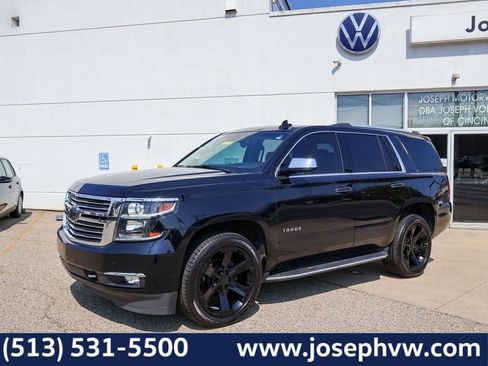 Used 2020 Chevrolet Tahoe Premier w/ Premier 6.2L Value Package image 1