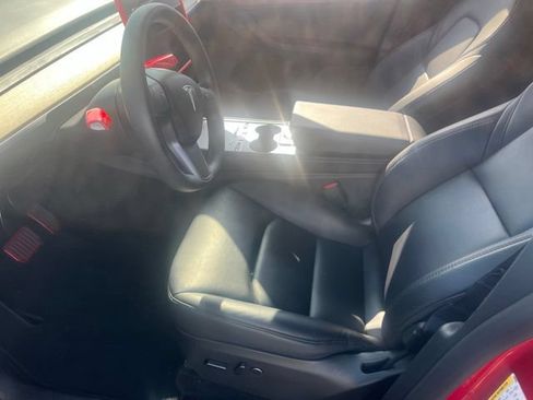 Used 2023 Tesla Model Y Long Range AWD/4WD image 3