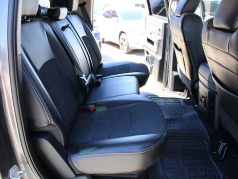 Used 2017 RAM 1500 Lone Star RWD image 46